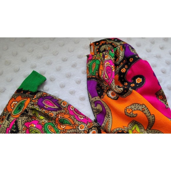 Vintage 1970's‎ Neon Paisley Knee Length Skirt Size Large Hippie Boho Festival - Picture 11 of 11